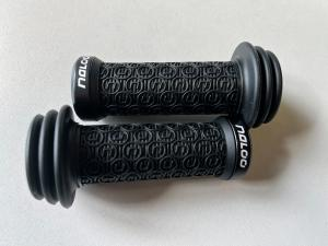 NALOO Naloo Schraub-Griffe, für Chameleon 16" Mk2, 19mm Lenker