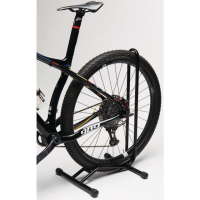 VAR Fahrradständer für 27.5"+ Räder max. Reifenbreite 2.8" (80mm)